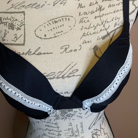 Maidenform bikini top  - Picture 4 of 8